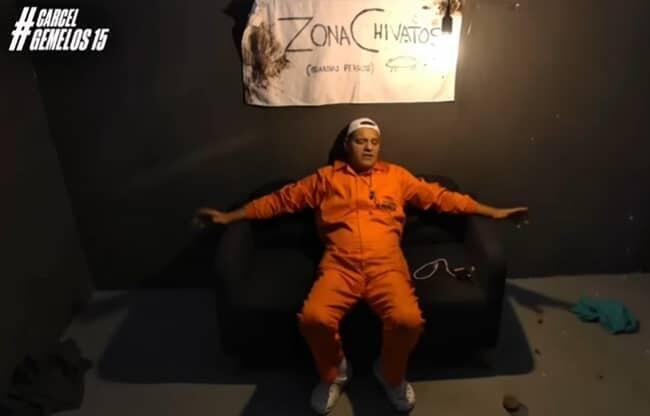 frank cuesta agotado en carcel gemelos pensando en paloma